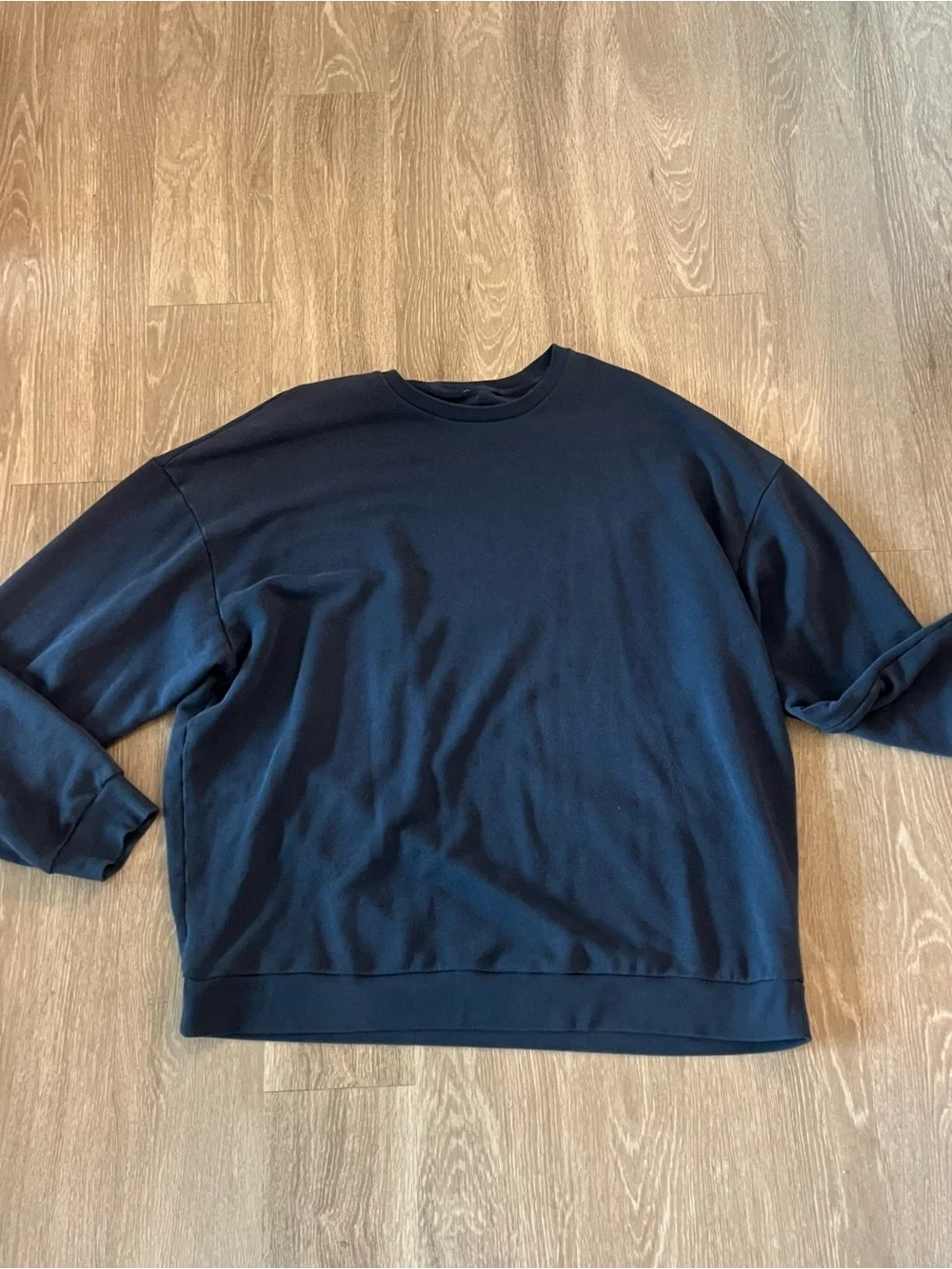 Alo Yoga Chill Crewneck Sweater